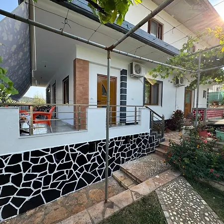 Toni Caca Apartman Ksamil